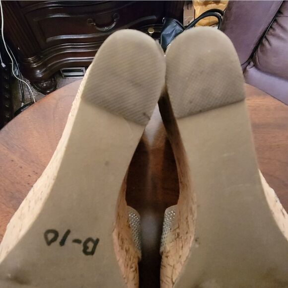 MATERIAL GIRL PLASFORM  WEDGE OPEN TOE WOMEN"S SANDAL - Picture 12 of 14